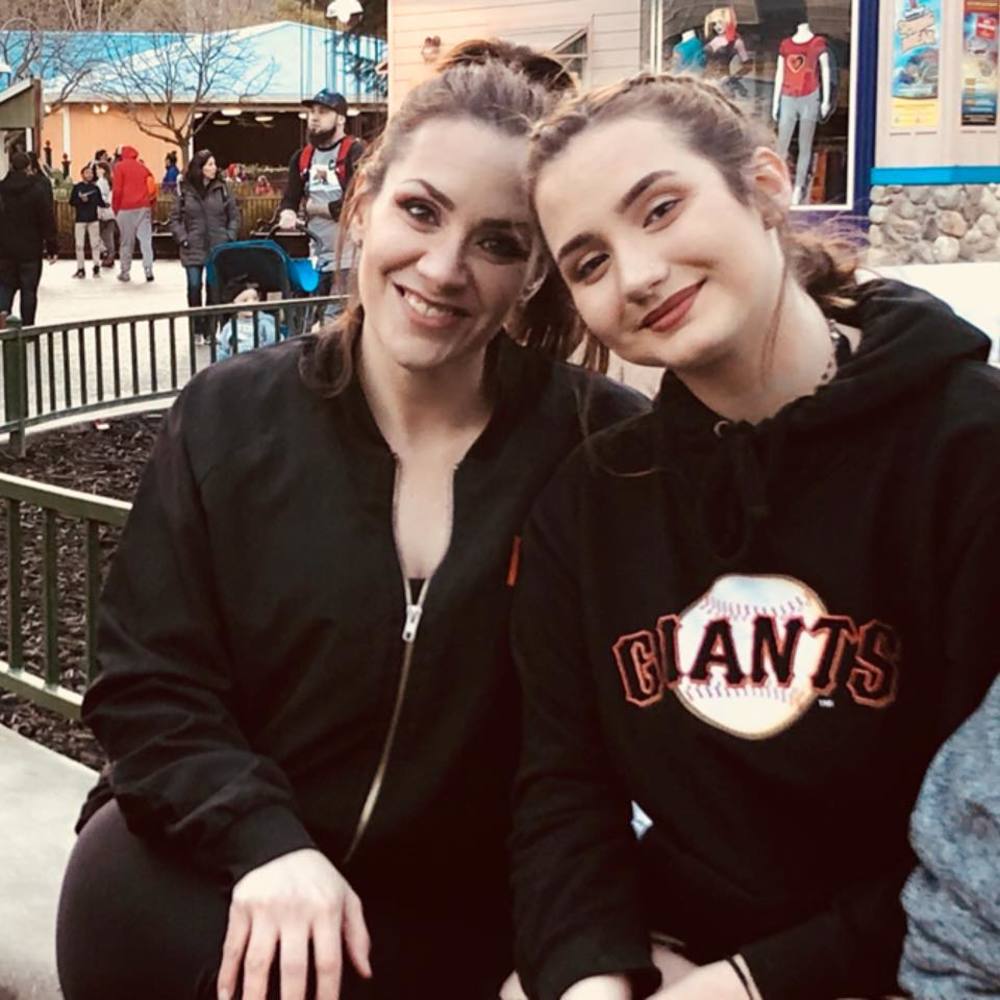 Meet your Posher, Angela